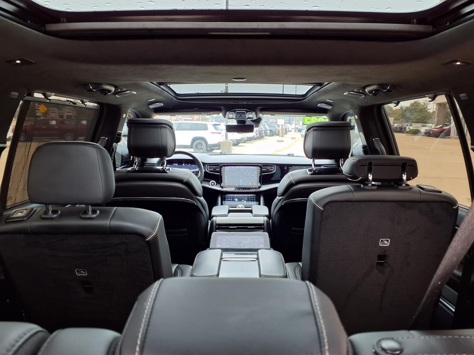2023 Jeep Grand Wagoneer Obsidian