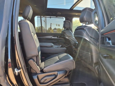 2024 Jeep Grand Wagoneer Obsidian