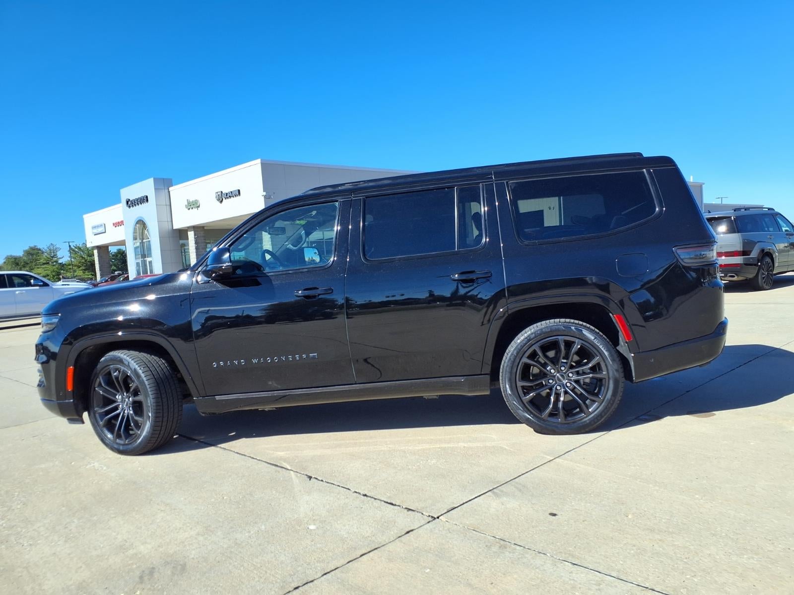 2024 Jeep Grand Wagoneer Obsidian