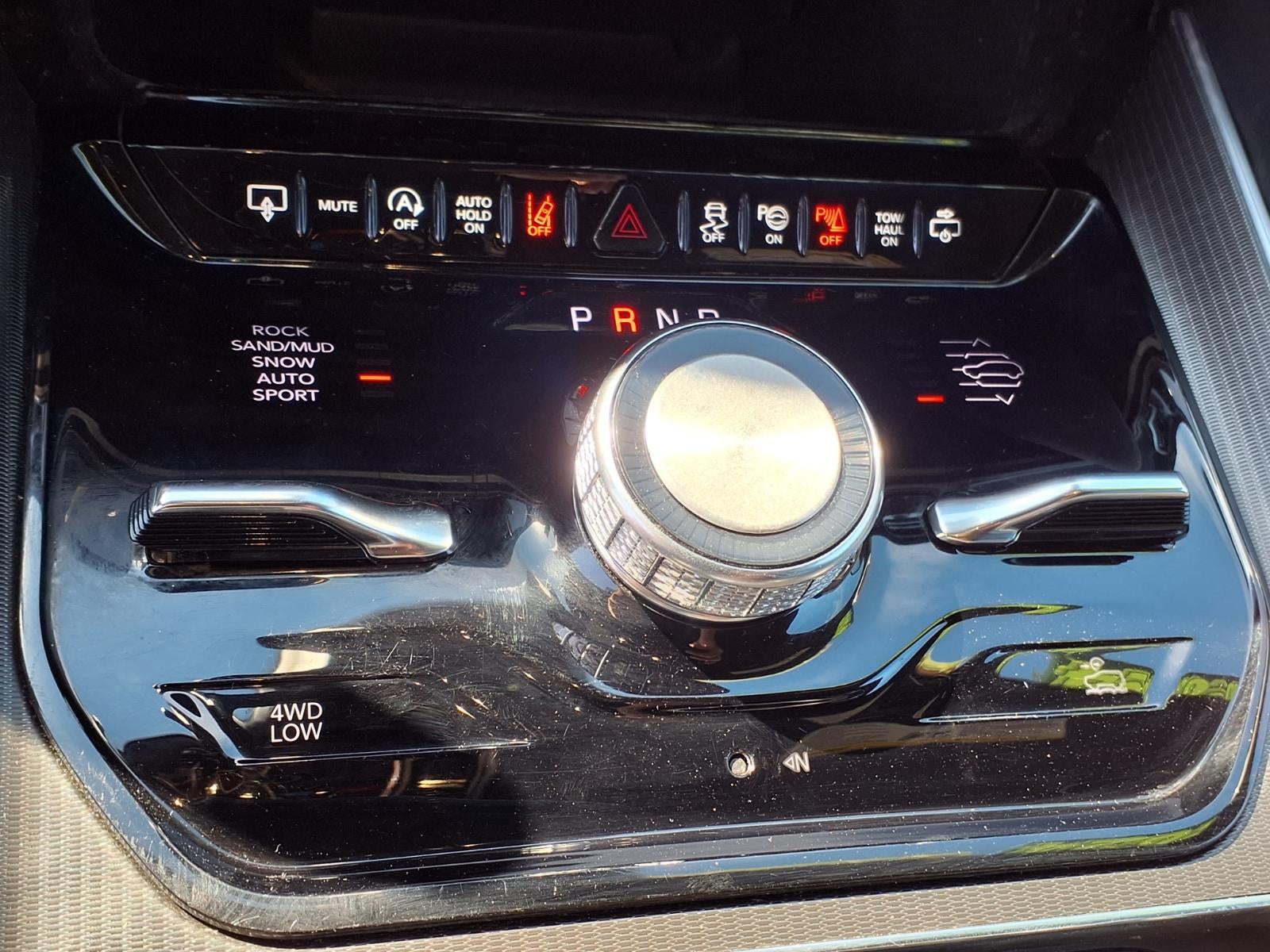 2024 Jeep Grand Wagoneer Obsidian
