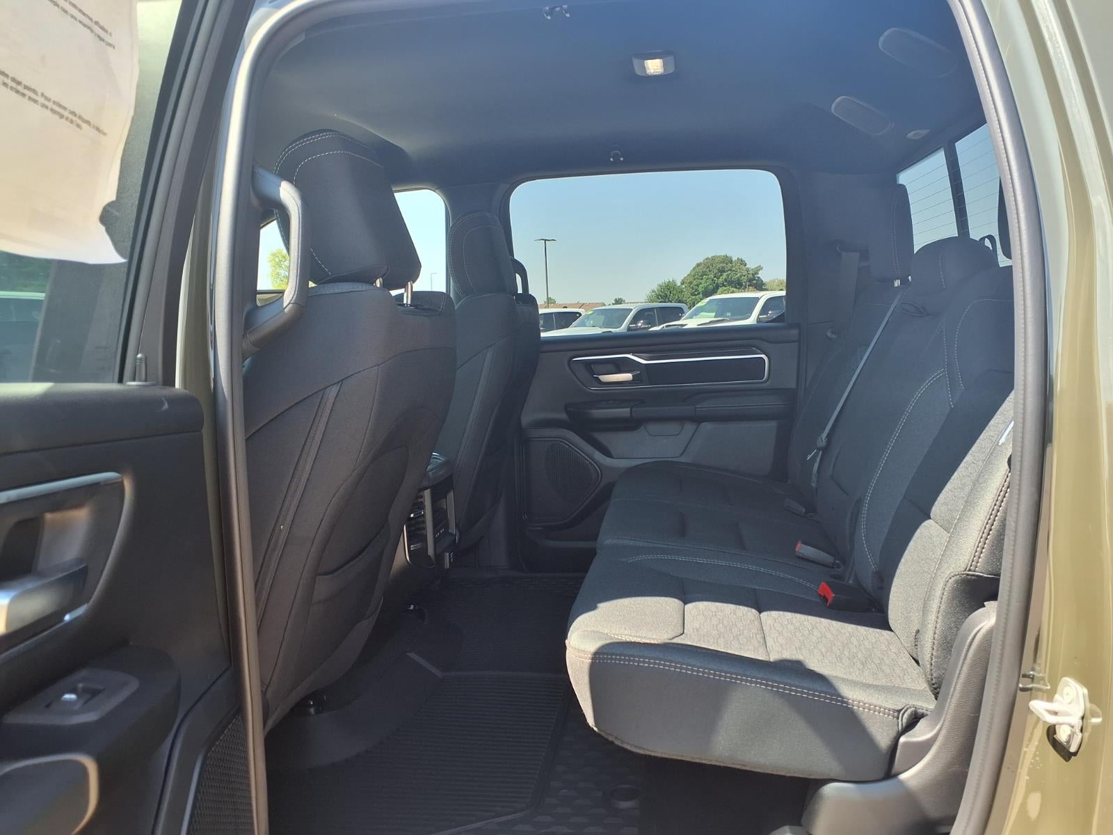 2027 RAM 1500 Big Horn/Lone Star