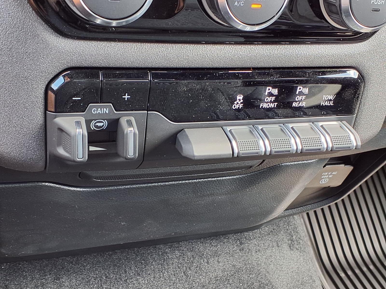 2026 RAM 1500 Warlock