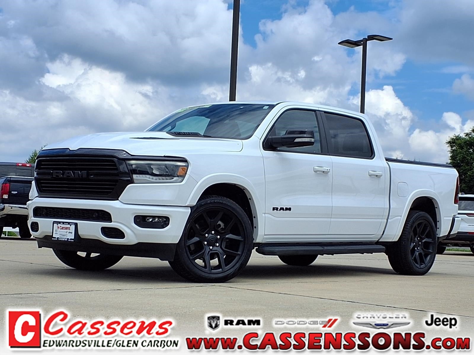 2022 RAM 1500 Laramie 4x4 Crew Cab 5'7's photo