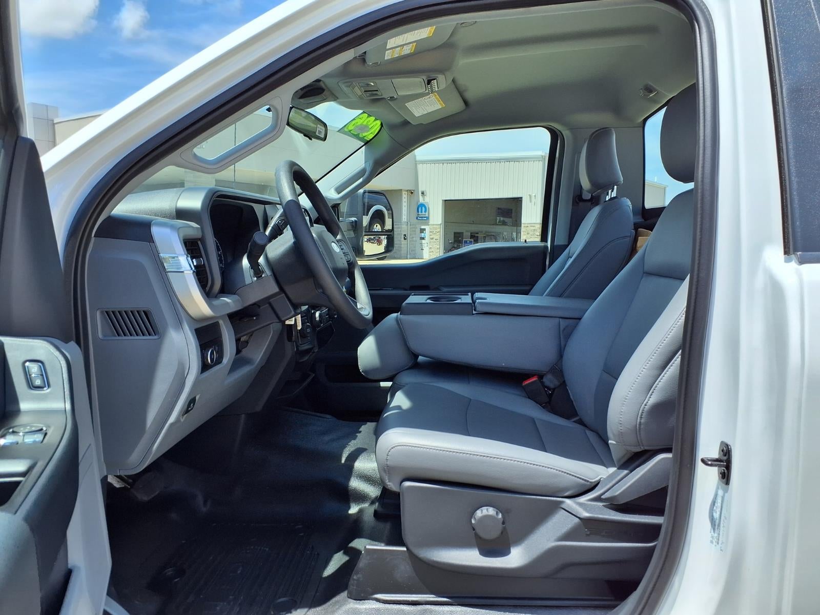 2026 Ford F-350 Super Duty XL