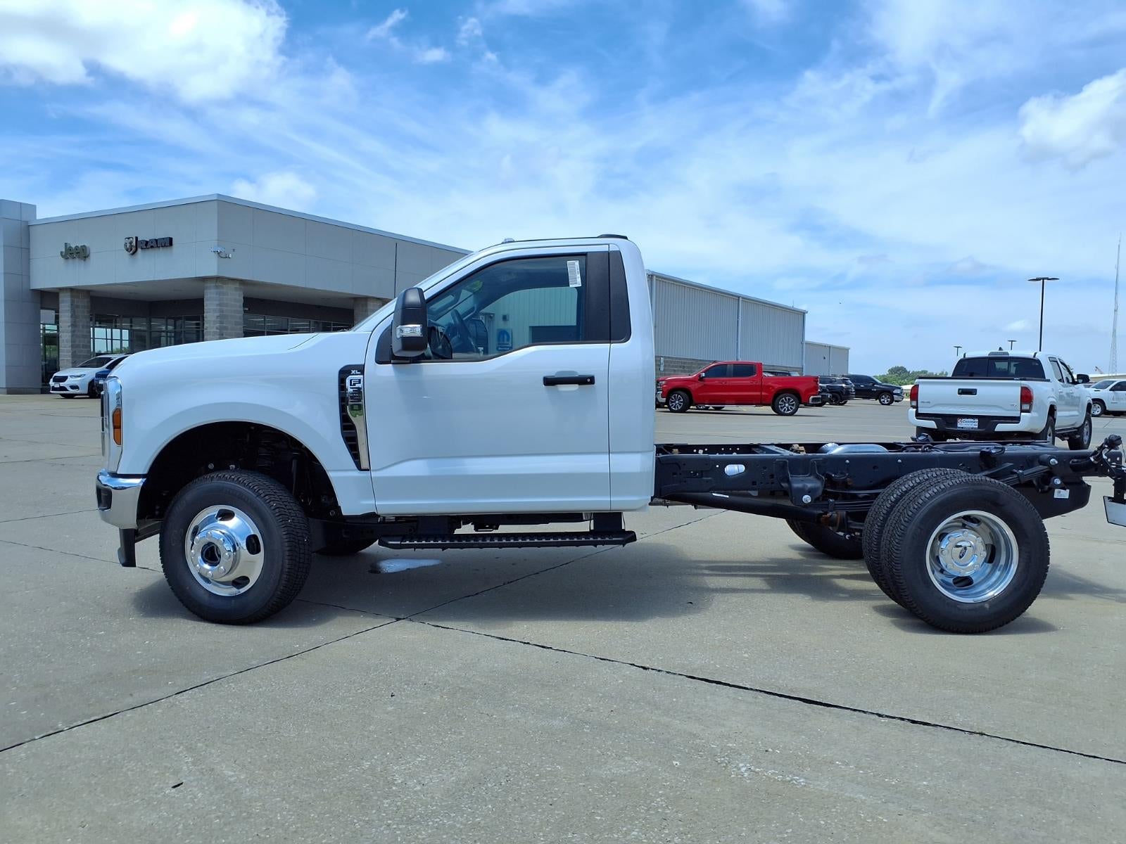 2026 Ford F-350 Super Duty XL