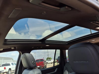 2025 GMC Acadia Denali