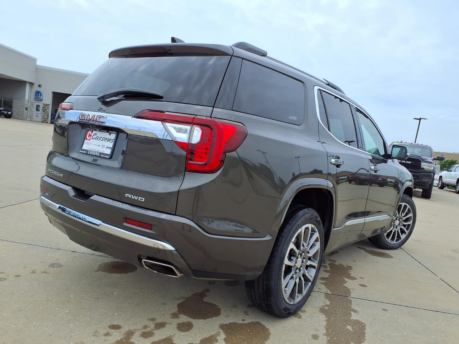 2020 GMC Acadia Denali