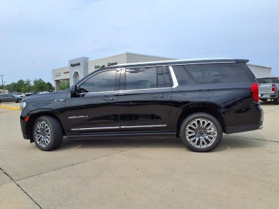 2023 GMC Yukon XL Denali Ultimate
