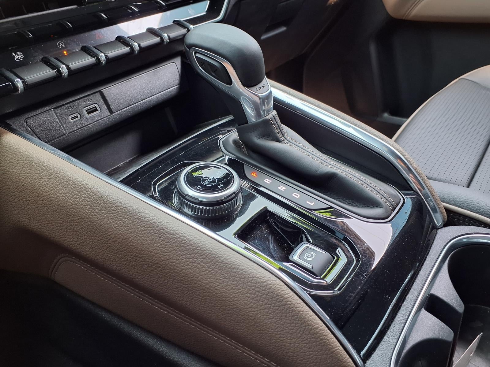 2024 GMC Canyon Denali