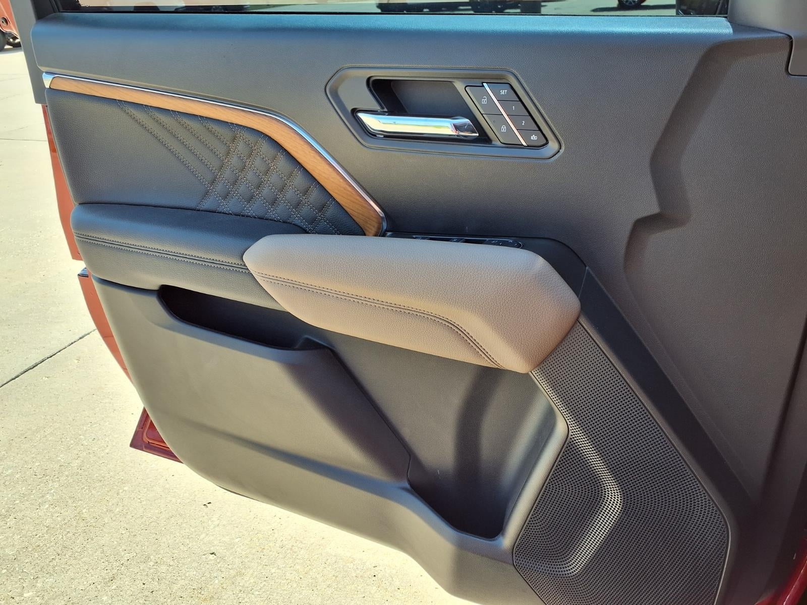 2024 GMC Canyon Denali
