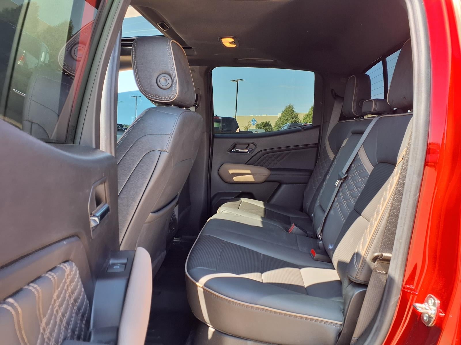2024 GMC Canyon Denali