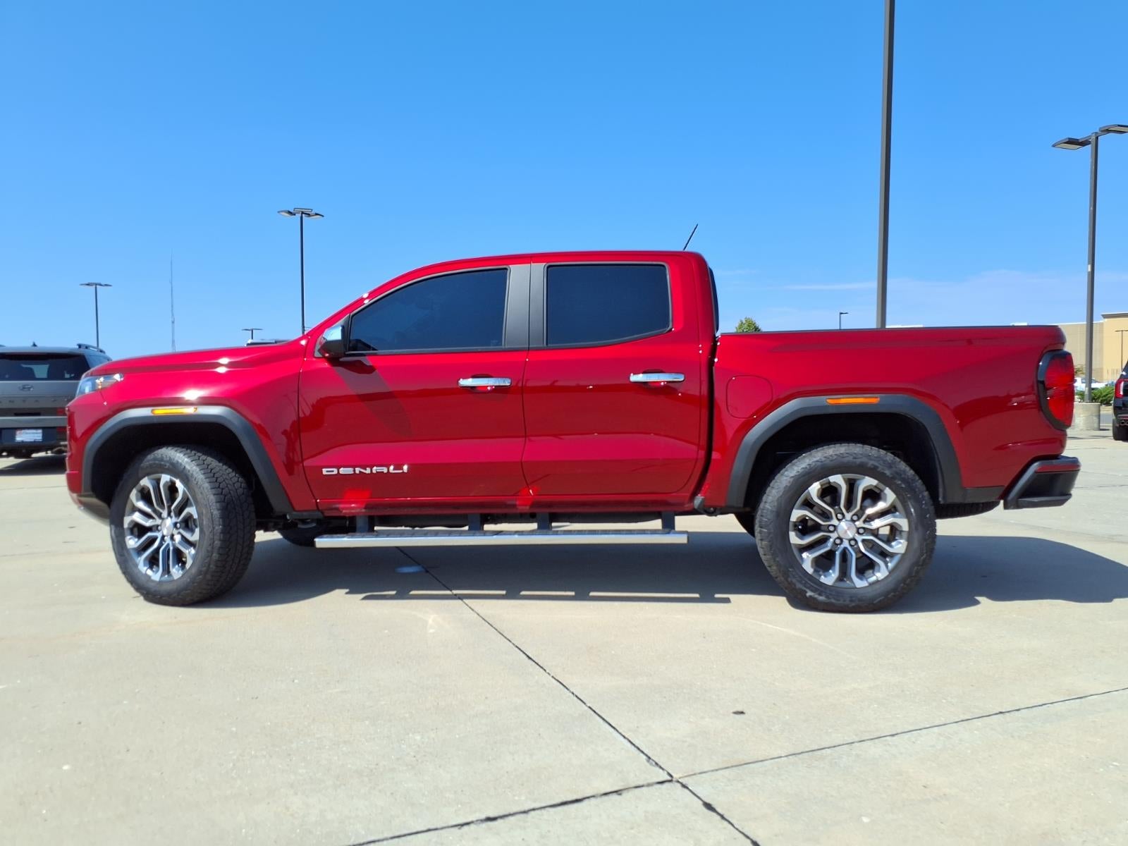 2024 GMC Canyon Denali