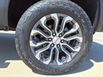 2024 GMC Canyon Denali