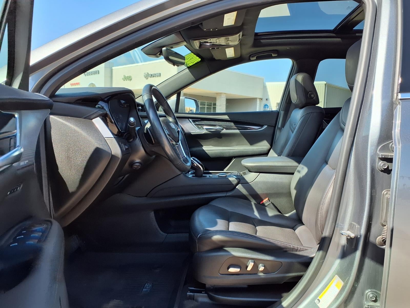 2020 Cadillac XT5 Premium Luxury