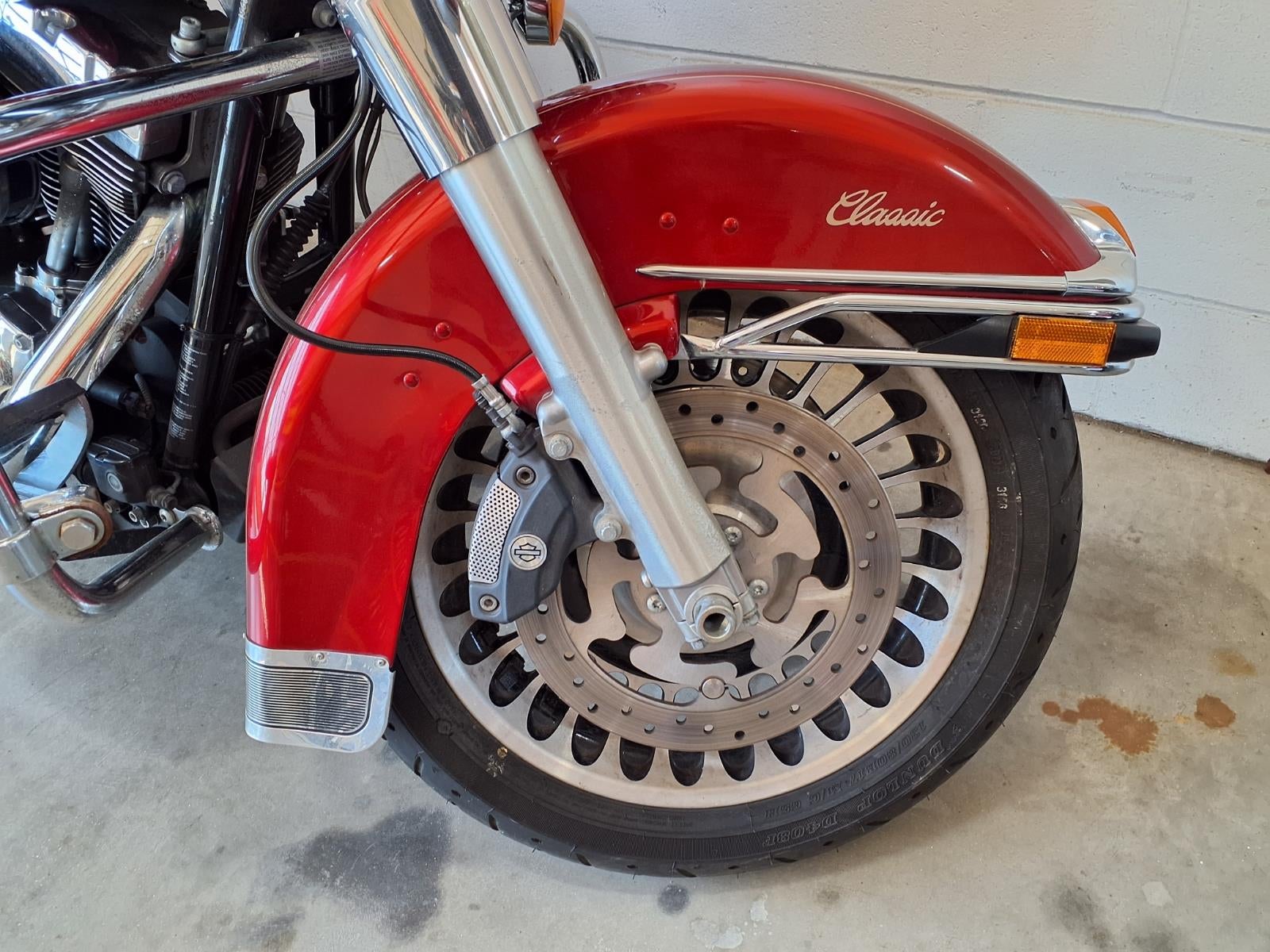 2012 Harley-Davidson FLHTC Base