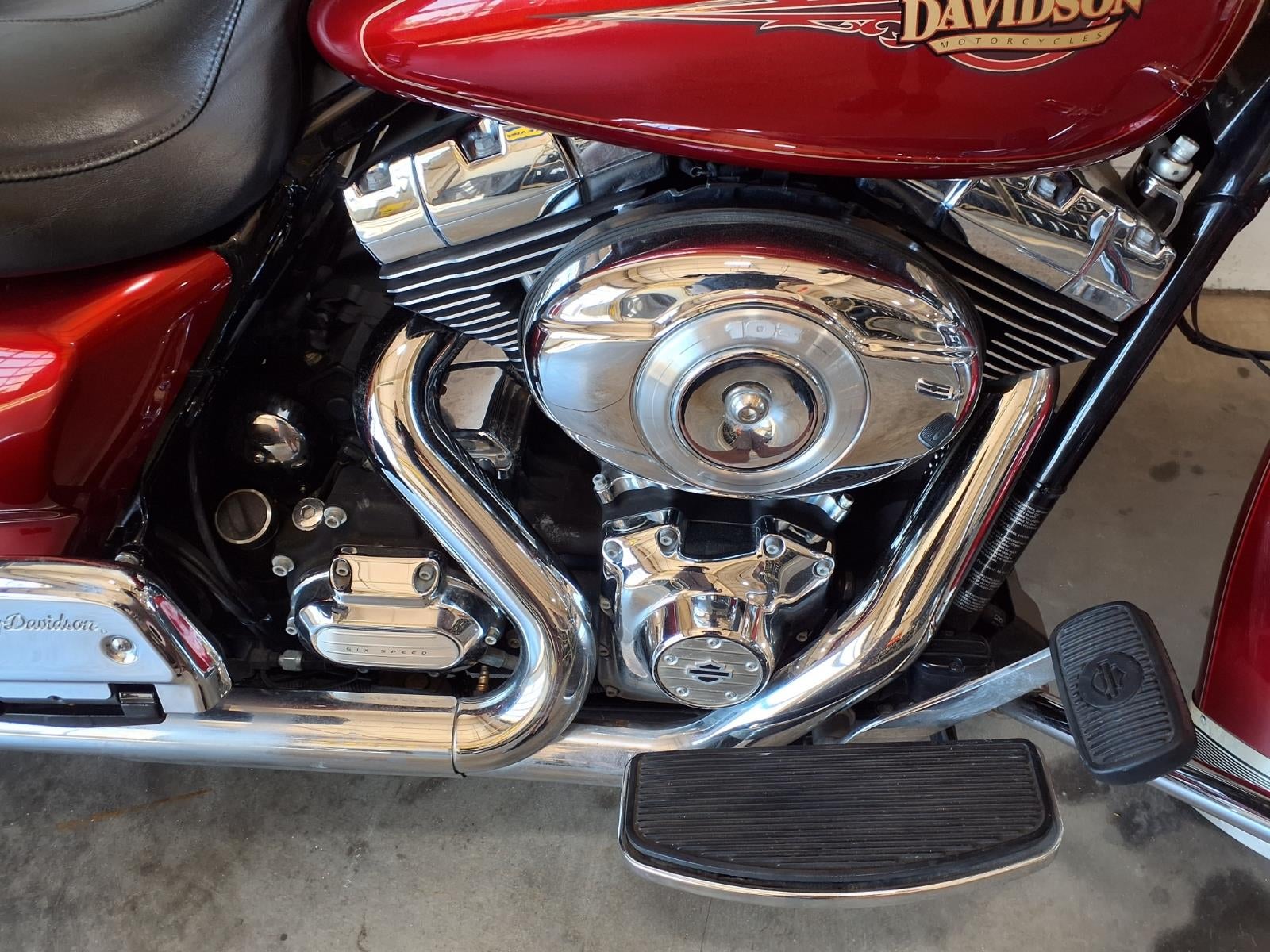 2012 Harley-Davidson FLHTC Base