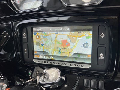 2015 Harley-Davidson FLHT Limited