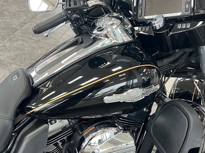 2015 Harley-Davidson FLHT Limited