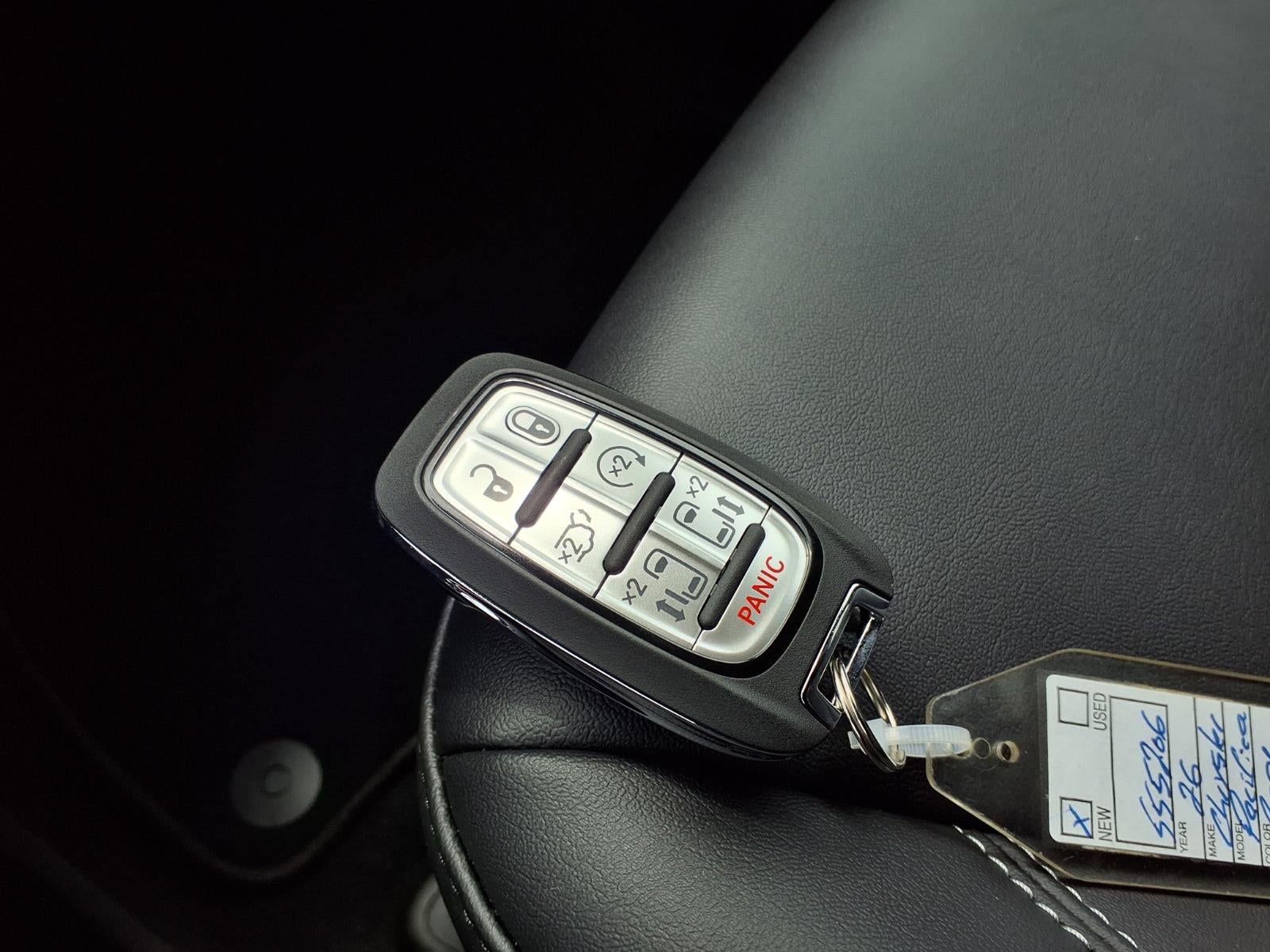 2027 Chrysler Pacifica Select