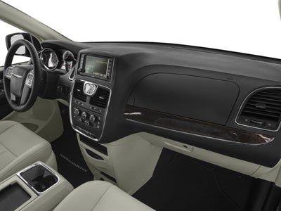 2016 Chrysler Town and Country Touring