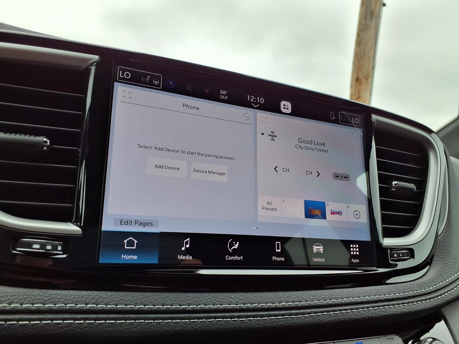 2027 Chrysler Pacifica Select