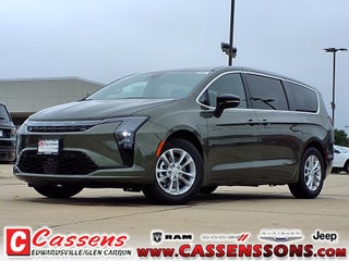 2027 Chrysler Pacifica Select