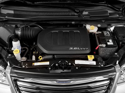 2013 Chrysler Town and Country Touring-L