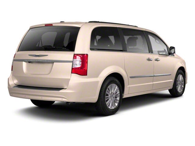 2013 Chrysler Town and Country Touring-L