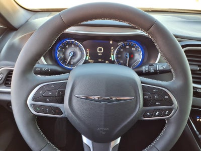 2025 Chrysler Voyager LX