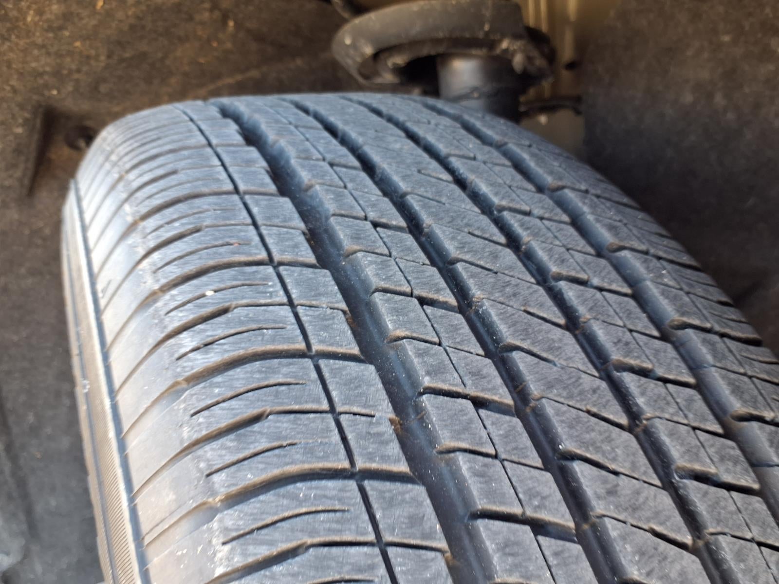 2025 Chrysler Voyager LX