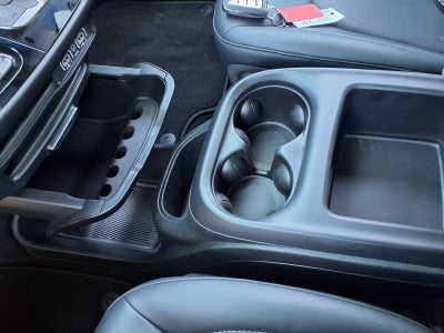 2025 Chrysler Voyager LX