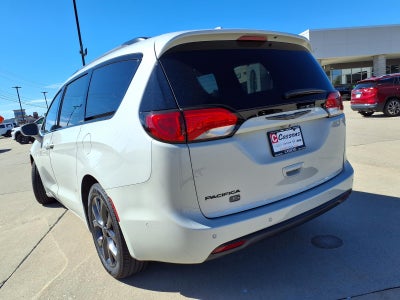 2020 Chrysler Pacifica Touring L Plus 35th Anniversary