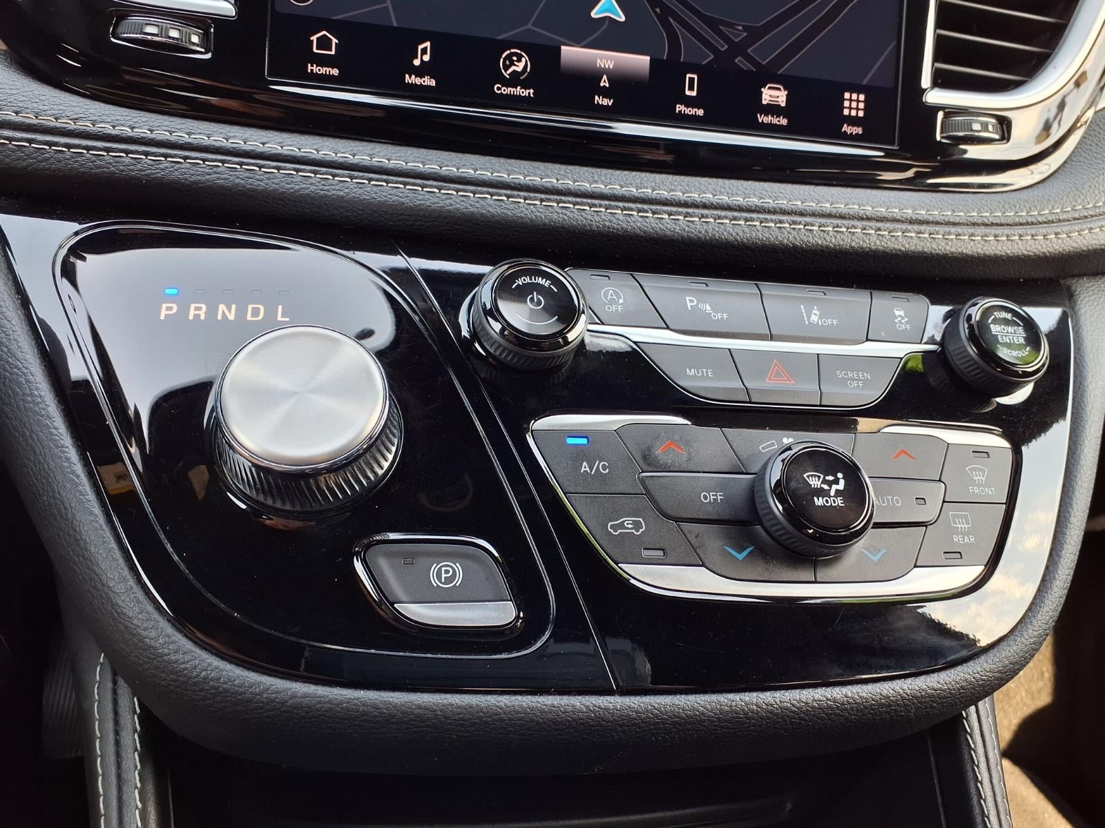 2025 Chrysler Pacifica Limited
