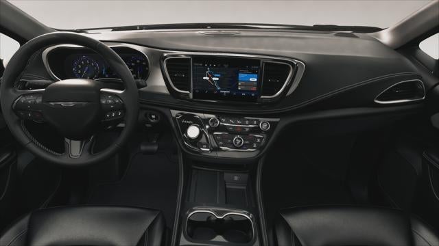 2027 Chrysler Pacifica Limited