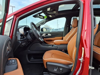 2026 Chrysler Pacifica Pinnacle