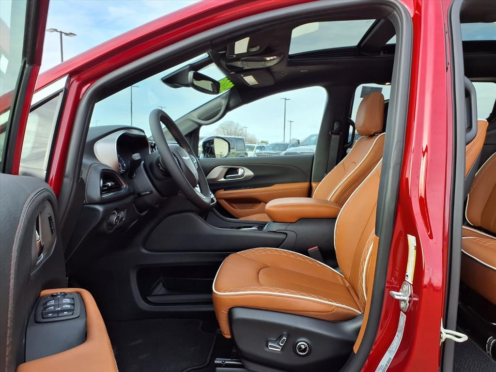 2026 Chrysler Pacifica Pinnacle