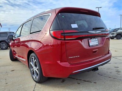 2026 Chrysler Pacifica Pinnacle