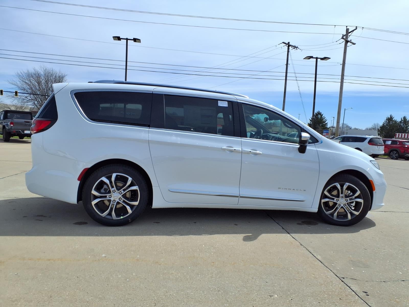 2026 Chrysler Pacifica Pinnacle