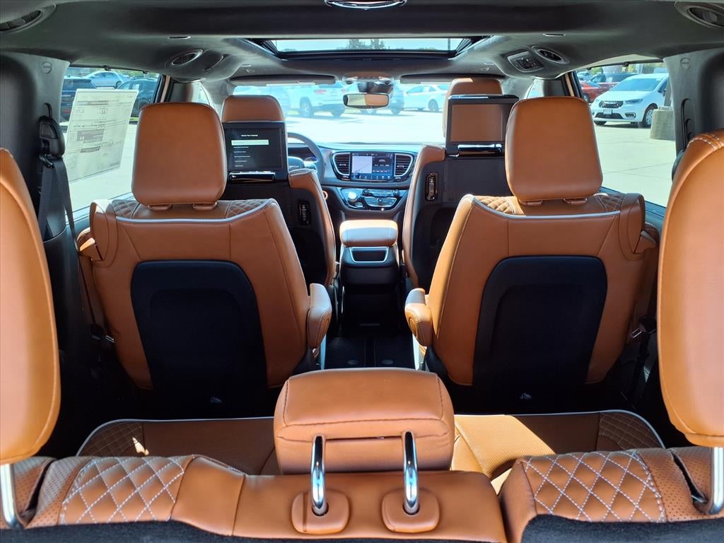 2026 Chrysler Pacifica Pinnacle