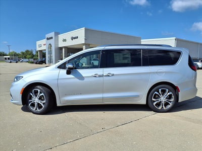 2026 Chrysler Pacifica Pinnacle