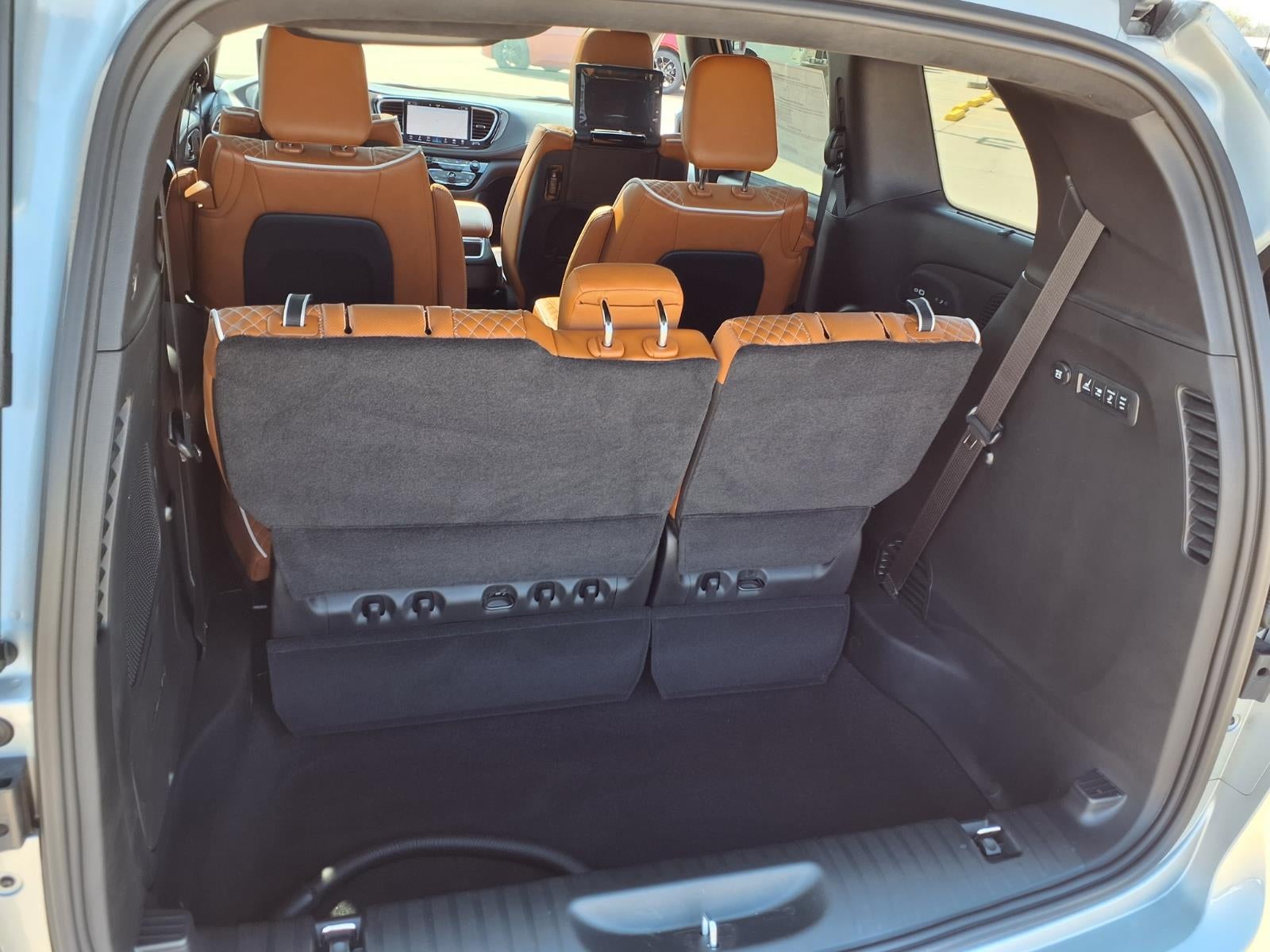 2026 Chrysler Pacifica Pinnacle