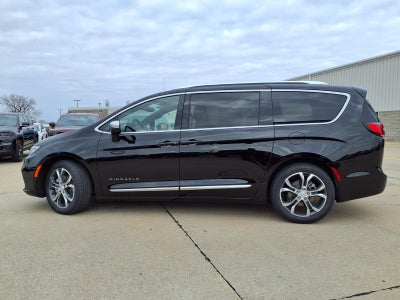 2026 Chrysler Pacifica Pinnacle