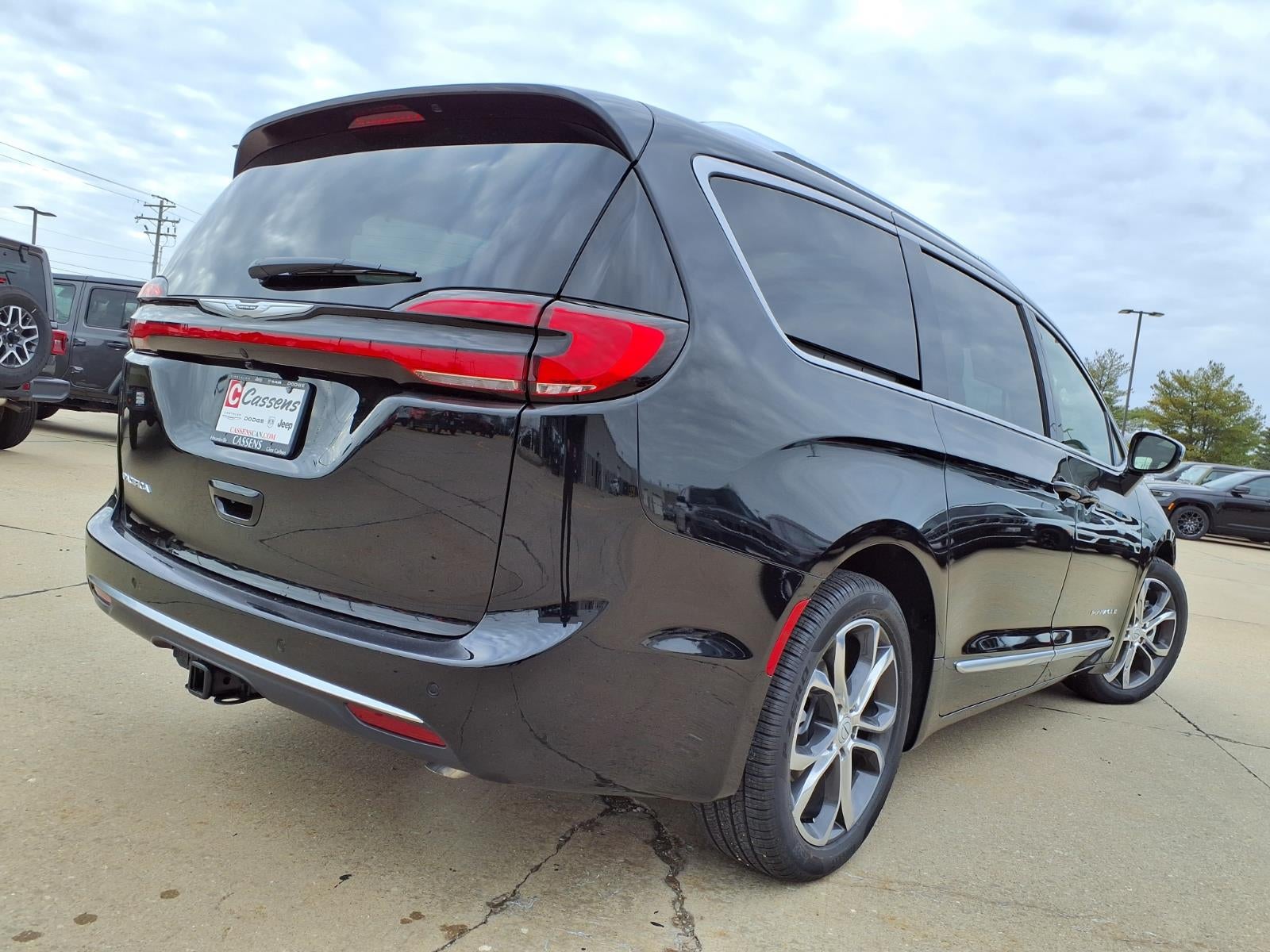 2026 Chrysler Pacifica Pinnacle