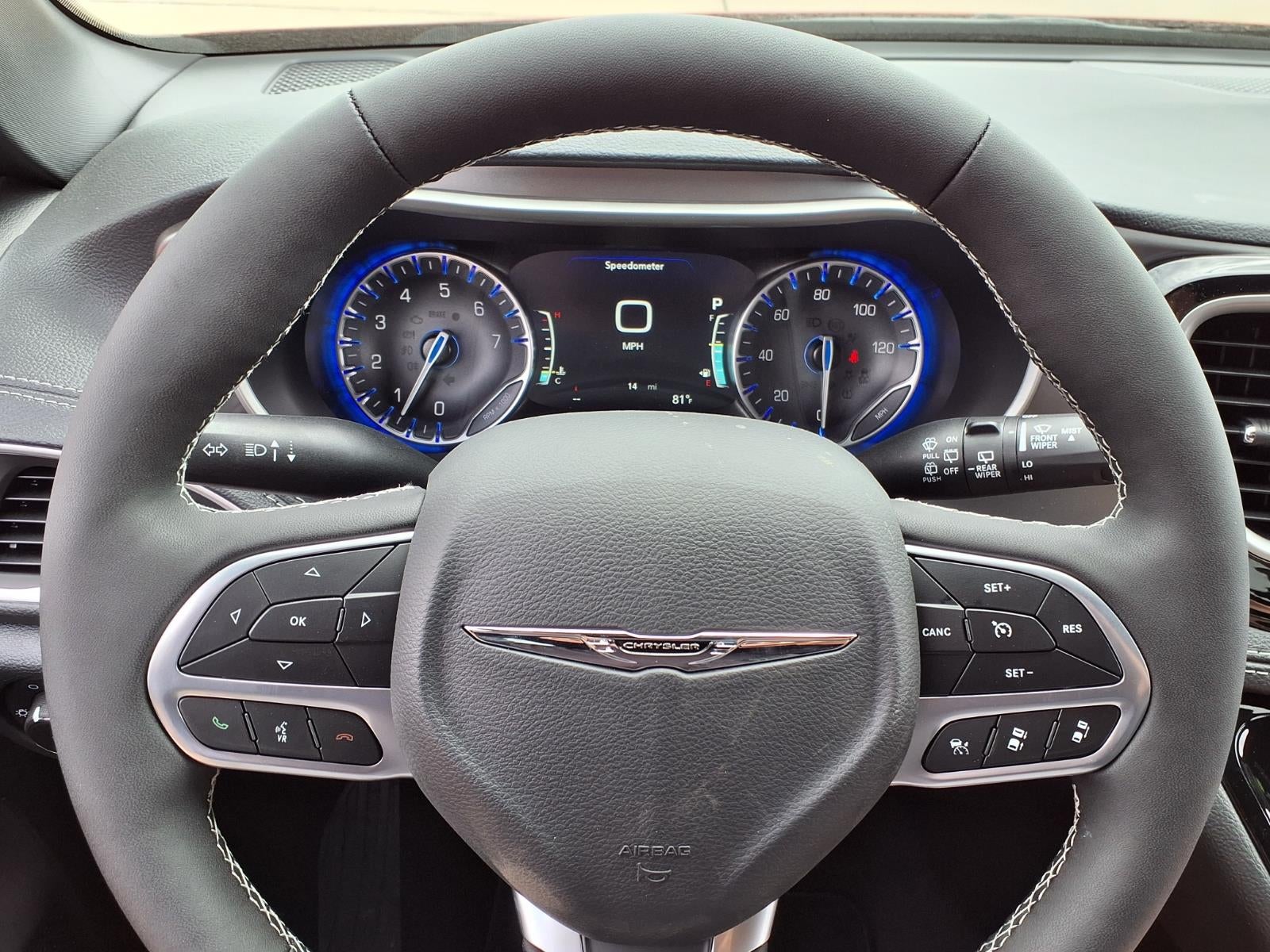 2026 Chrysler Pacifica Select