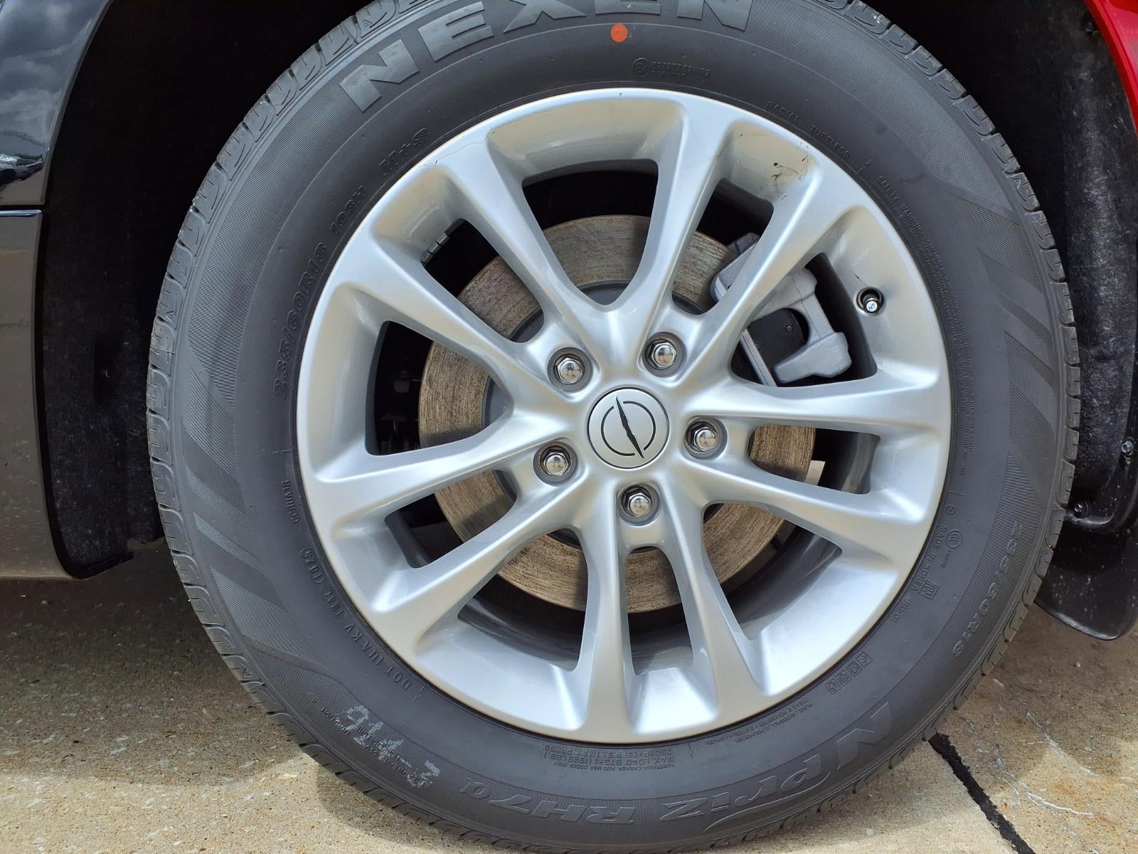 2026 Chrysler Pacifica Select
