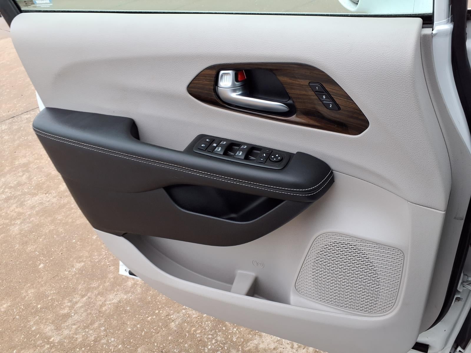 2021 Chrysler Pacifica Limited