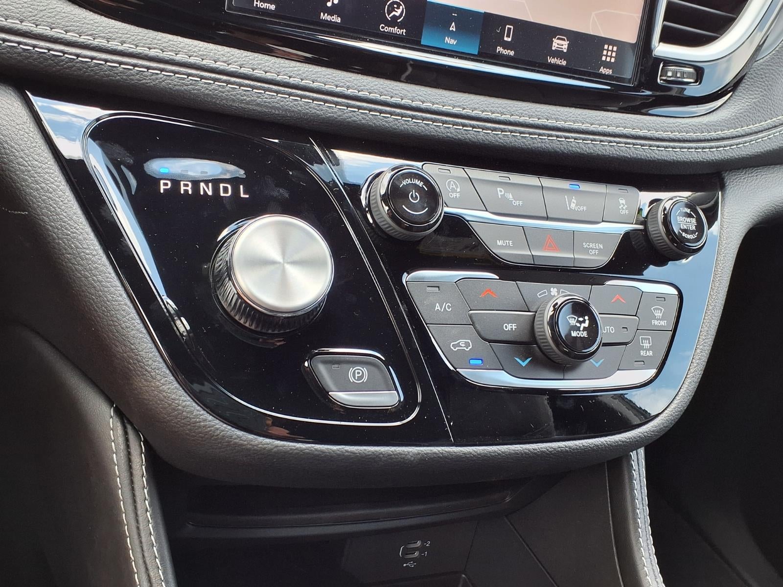 2027 Chrysler Pacifica Limited