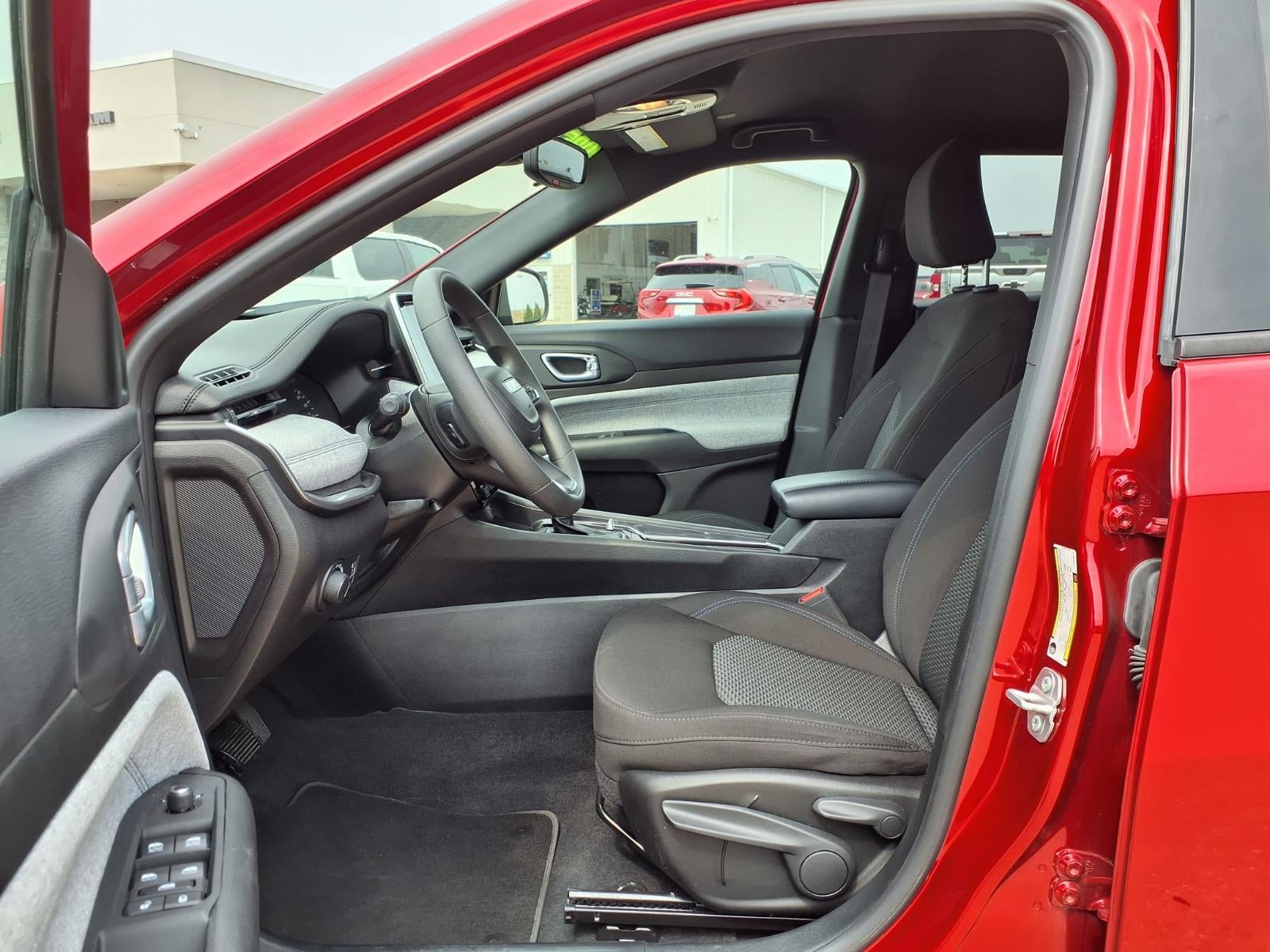 2025 Jeep Compass Sport
