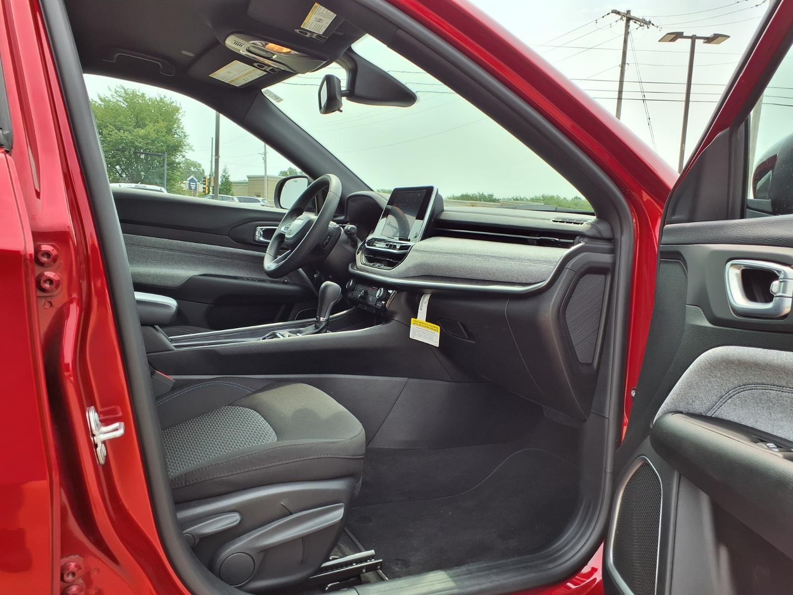 2025 Jeep Compass Sport