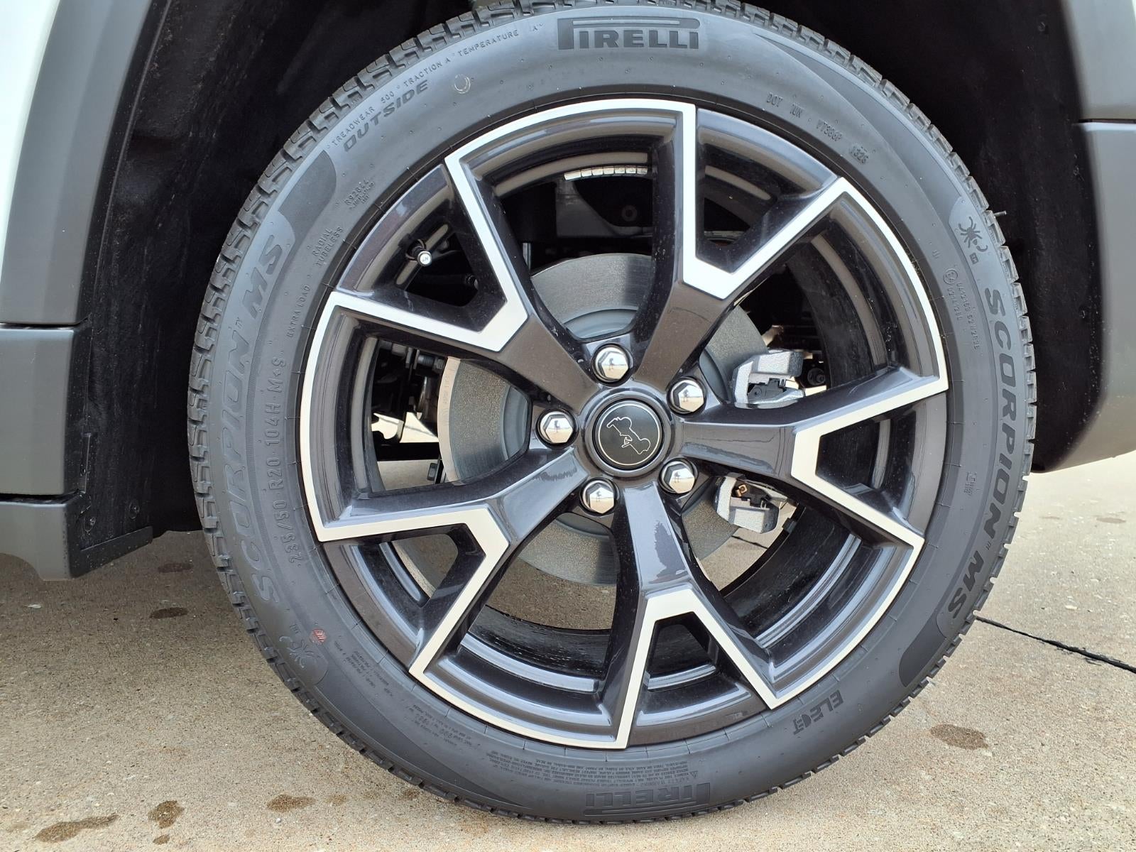 2026 Jeep Cherokee Overland